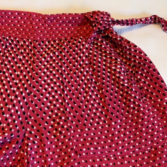 Jessica Simpson woman’s shorts size XS Polka Dots - Picture 8 of 12